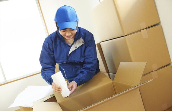 大阪で一人暮らしを始める時の引越しなら信頼の厚いスタッフがいる業者へ